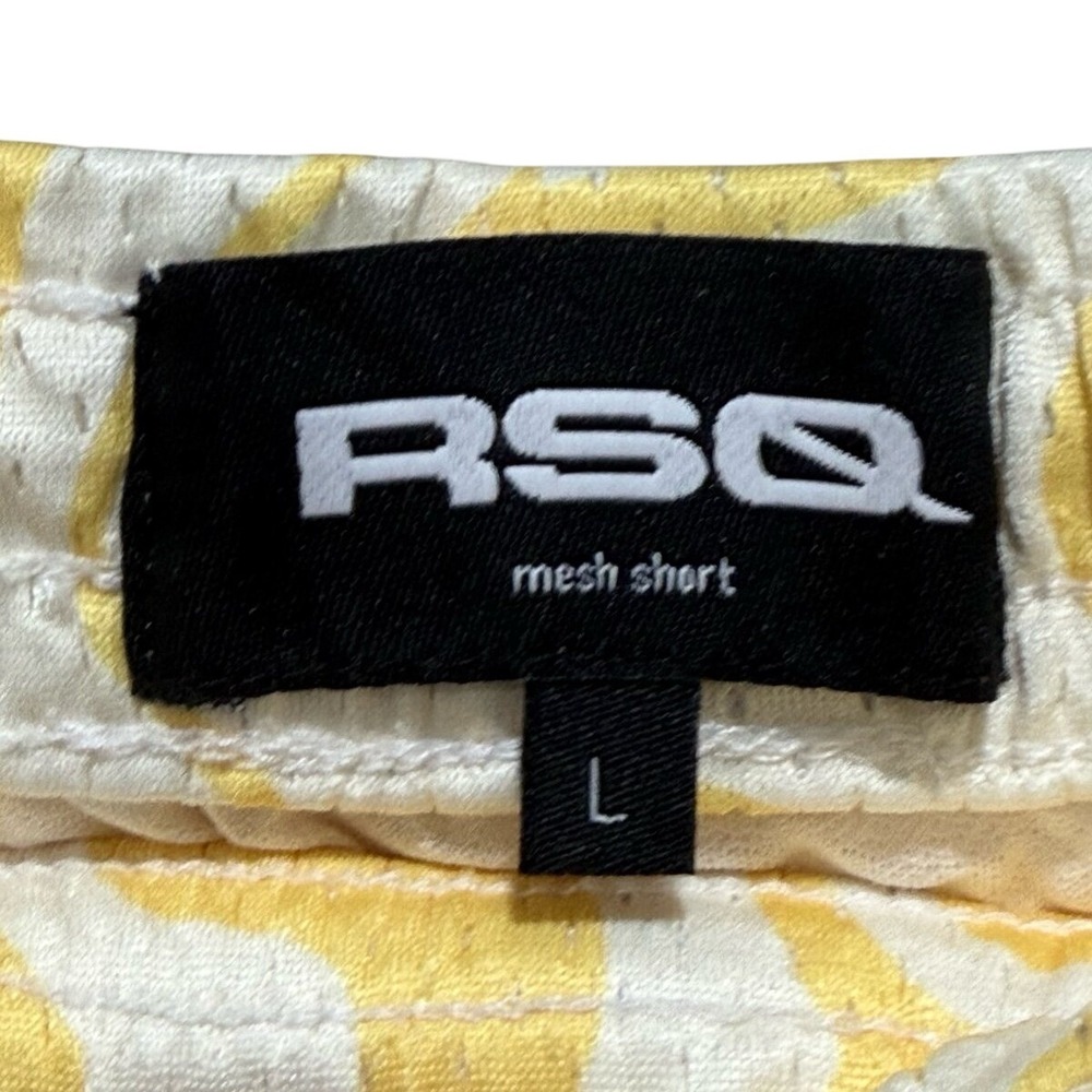 RSQ Yellow White Abstract Mesh Shorts 6" Inseam Size Large - Picture 5 of 7